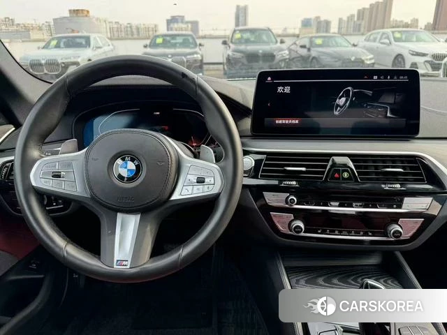 BMW 5 series 2023 Белый из Китая, фото 5