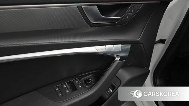 Audi A6 (C8) 2020 Белый из Кореи, фото 5