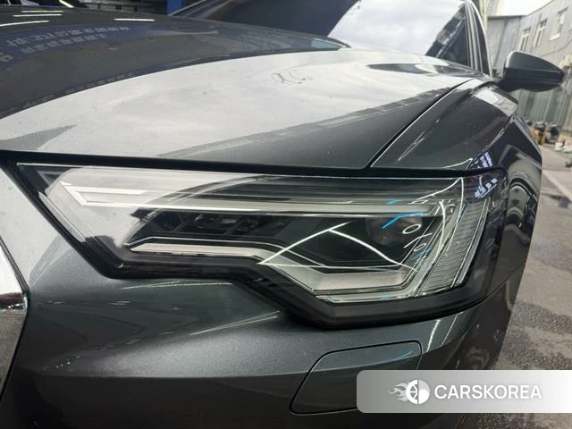 Audi A6L 2022 Темно-серый из Китая, фото 5
