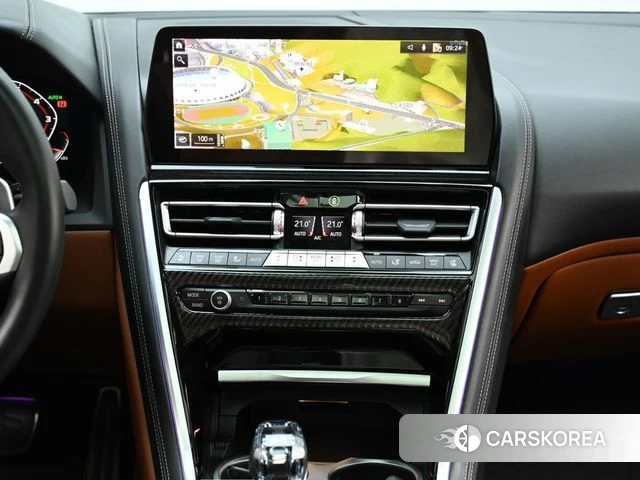 BMW 8 Series (G15) 2024 Белый из Кореи, фото 5