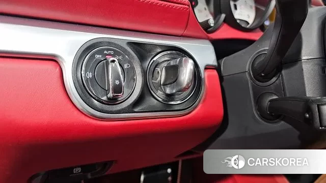 Porsche 718 Boxster id 3143906 из Кореи 5