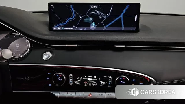 Genesis GV70 2021 Черный из Кореи, фото 5