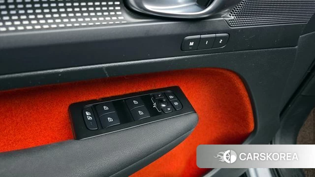 Volvo XC40 2021 Белый из Кореи, фото 5