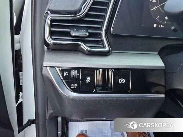 Kia Sportage 5th Generation 2023 Белый из Кореи, фото 5