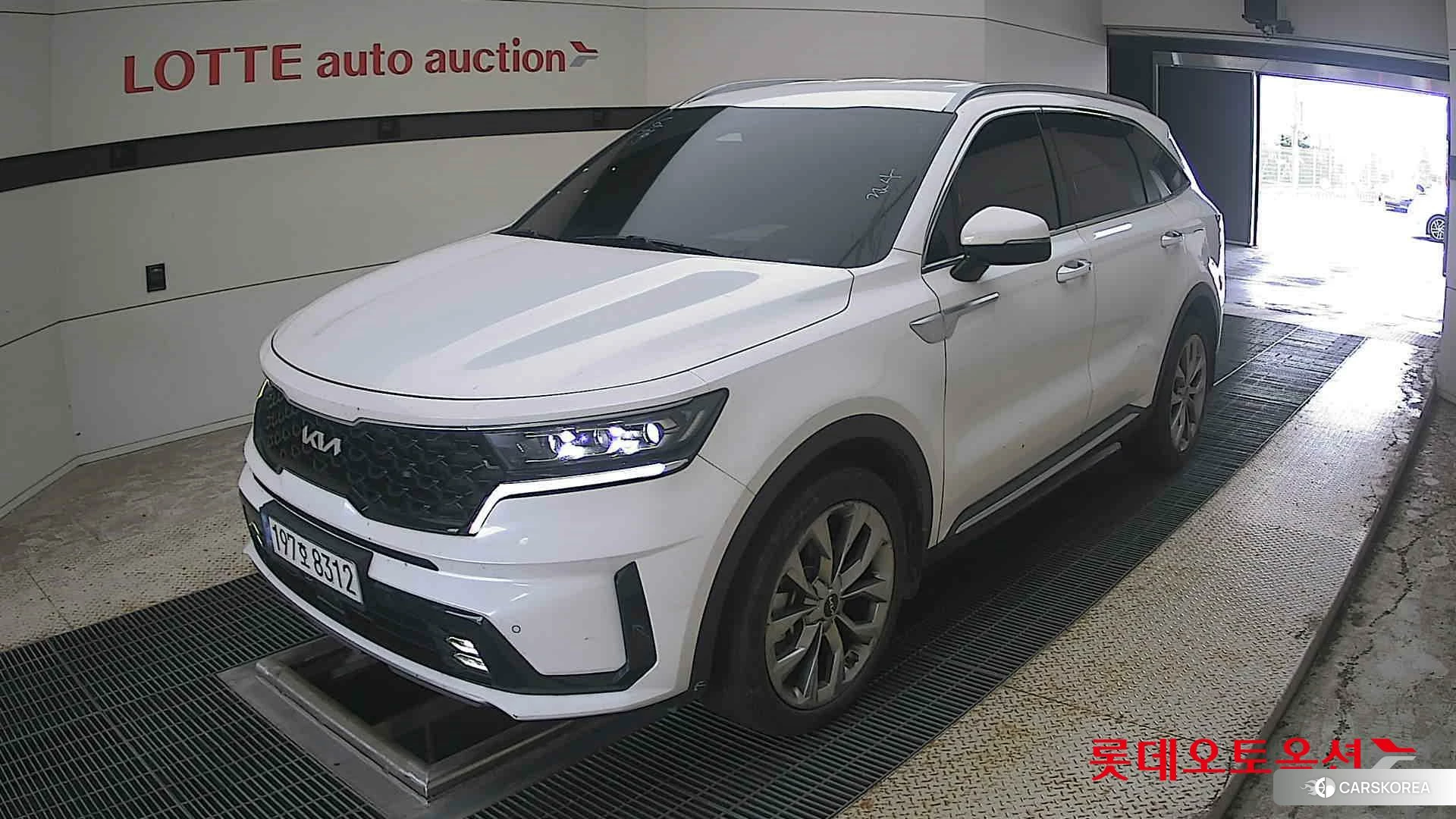 Kia Sorento 2023 Белый из Кореи, фото 5