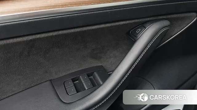 Tesla Model 3 2022 Белый из Кореи, фото 5