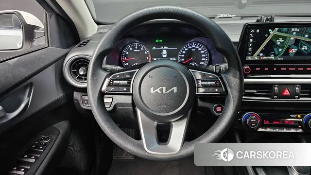 Kia The New K3 2nd generation 2022 Белый из Кореи, фото 5