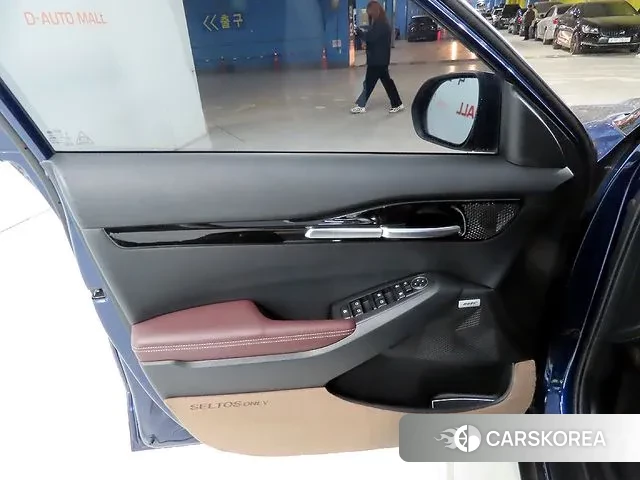 Kia Seltos 2020 Синий из Кореи, фото 5