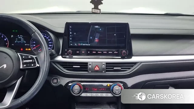 Kia The New K3 2nd generation 2022 Белый из Кореи, фото 5