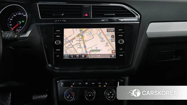 Volkswagen Tiguan second Generation 2018 Белый из Кореи, фото 5
