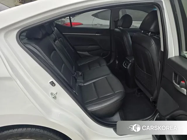 Hyundai Avante AD 2018 Белый из Кореи, фото 5