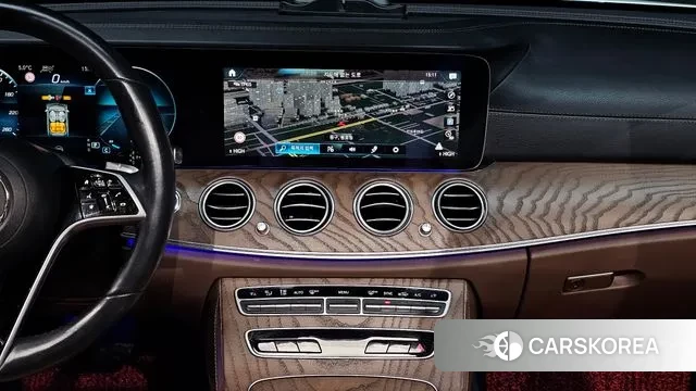 Mercedes-Benz E-Class W213 2021 Белый из Кореи, фото 5