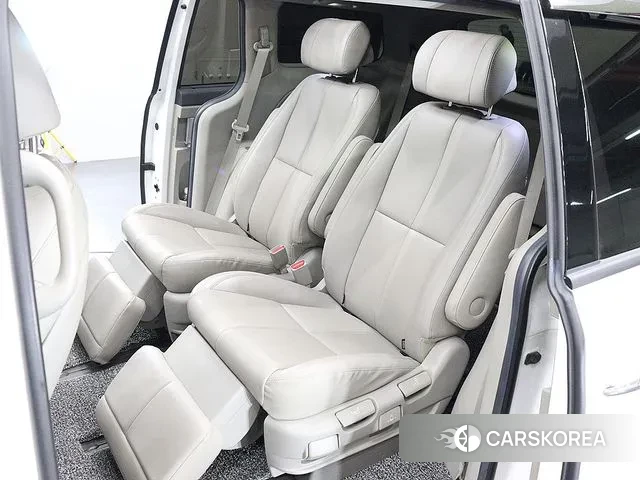 Kia The New Carnival 2019 Белый из Кореи, фото 5