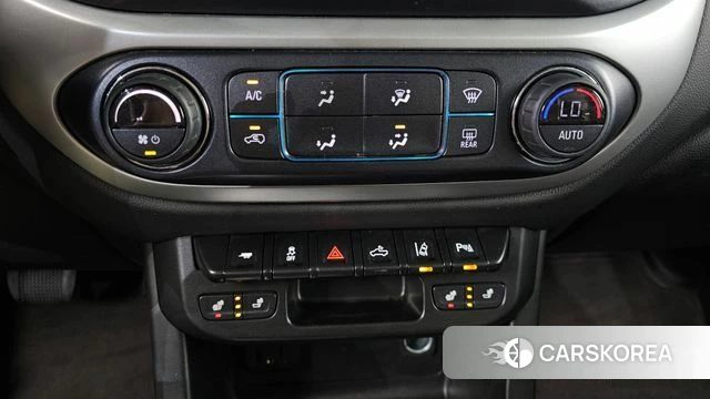 Chevrolet (GM Daewoo) Real New Colorado 2021 Черный из Кореи, фото 5