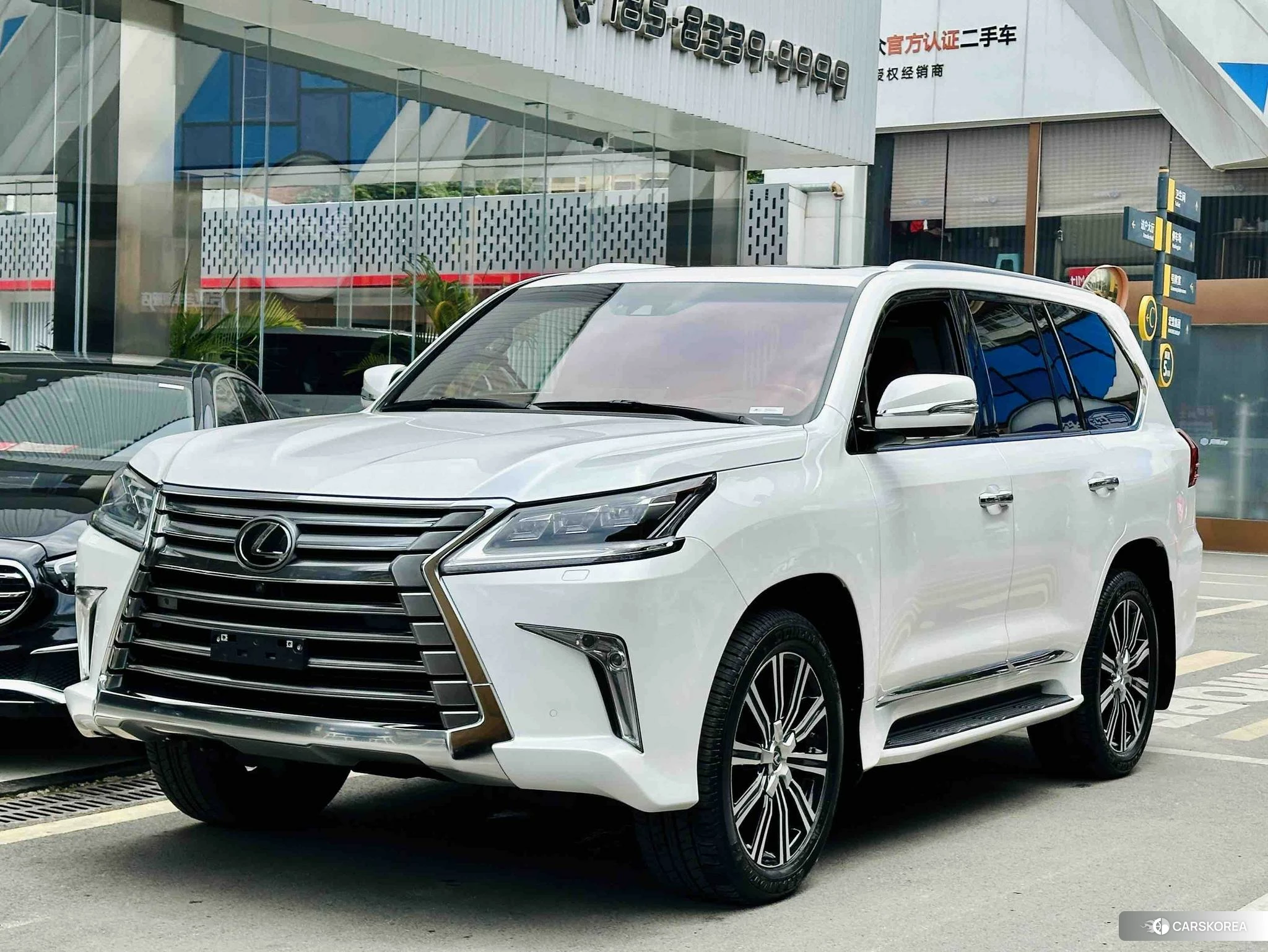 Lexus LX 2022 Белый из Китая, фото 5
