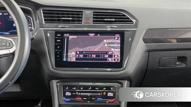 Volkswagen Tiguan second Generation 2021 Белый из Кореи, фото 5