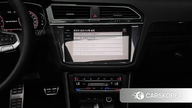 Volkswagen Tiguan second Generation 2022 Белый из Кореи, фото 5