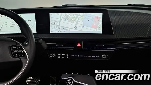 Kia EV6 2023 Серый из Кореи, фото 5