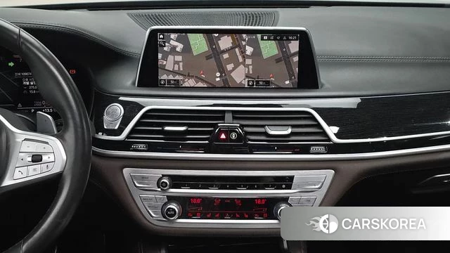 BMW 7 Series (G11) 2020 Черный из Кореи, фото 5