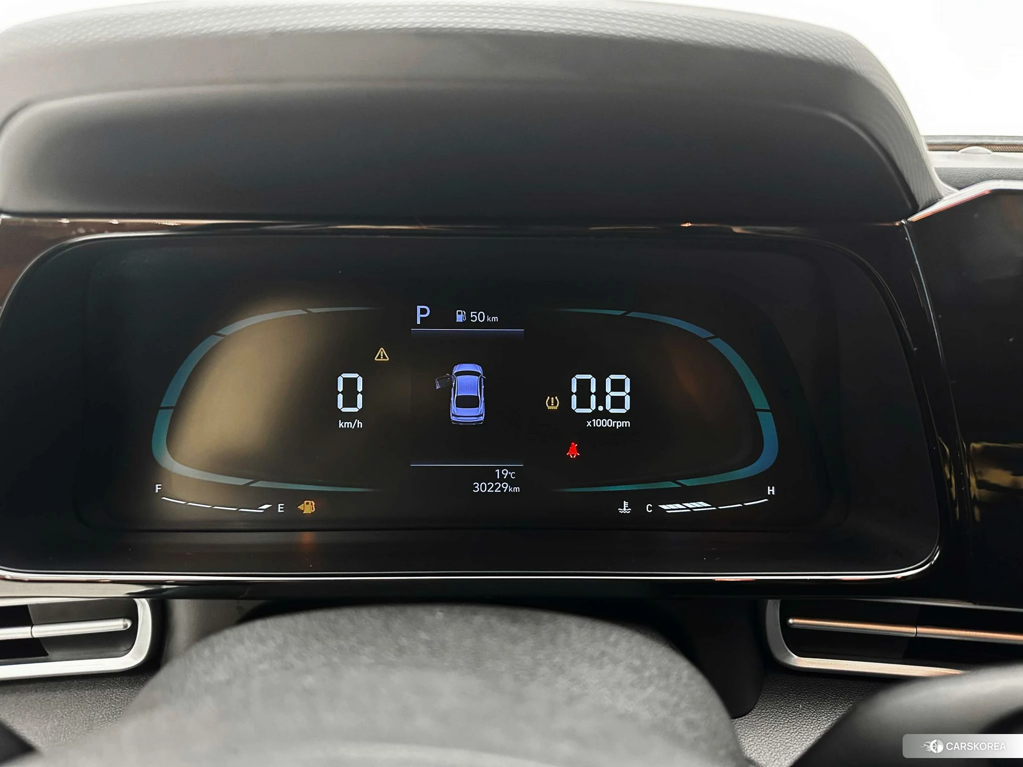 Hyundai Elantra 2023 Белый из Китая, фото 5