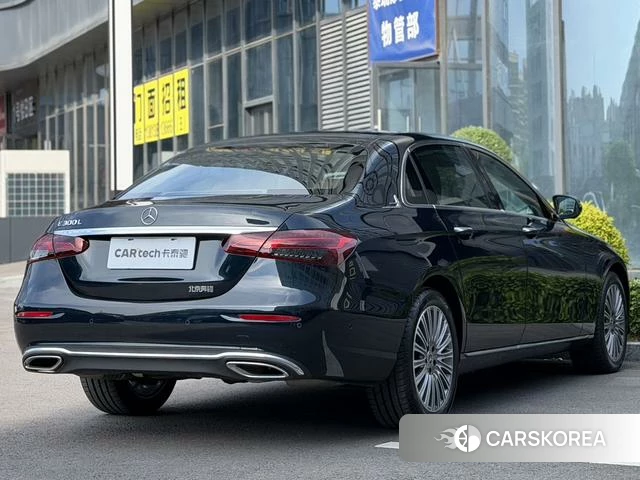 Mercedes-Benz E-class 2023 Другой из Китая, фото 5