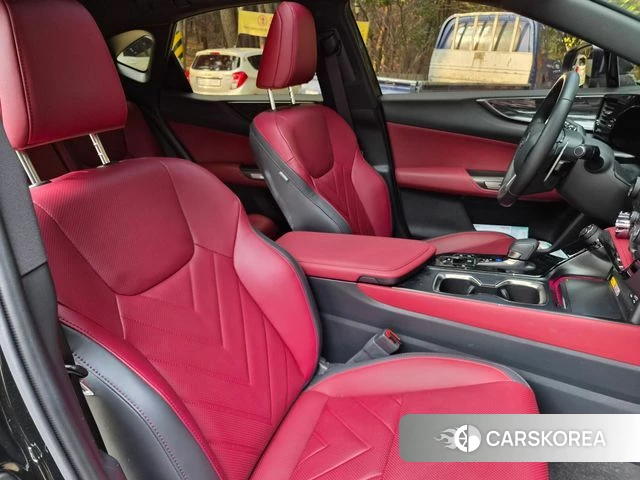 Lexus NX350h Second generation 2024 Черный из Кореи, фото 5