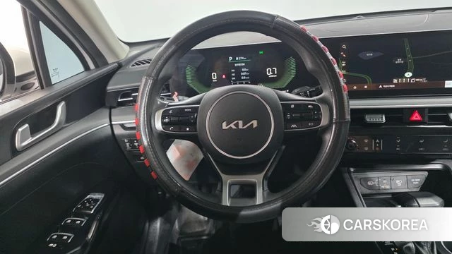 Kia The New K5 3rd generation 2024 Белый из Кореи, фото 5