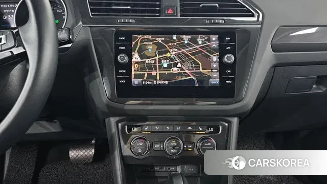 Volkswagen Tiguan second Generation 2020 Белый из Кореи, фото 5