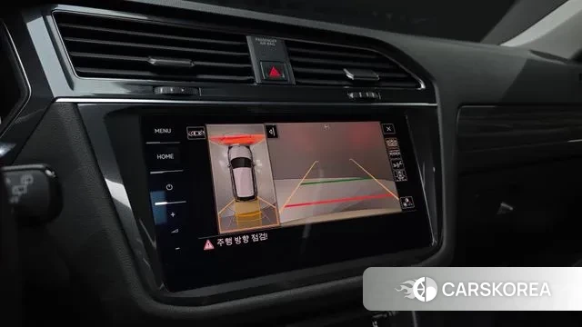 Volkswagen Tiguan Allspace 2023 Белый из Кореи, фото 5