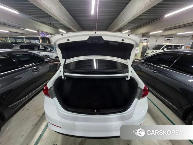 Hyundai Avante AD 2018 Белый из Кореи, фото 5