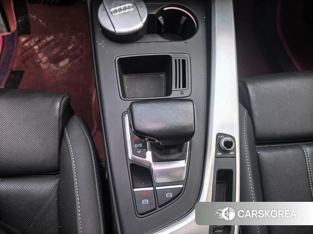 Audi A4L 2021 Белый из Китая, фото 5