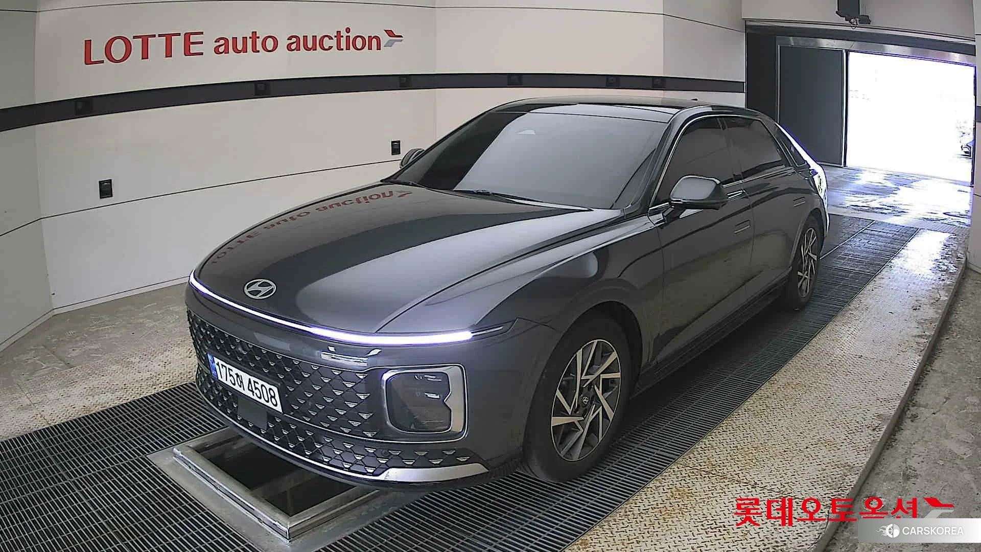 Hyundai Grandeur Hybrid 2023 Nocturne Grey Metallic из Кореи, фото 5