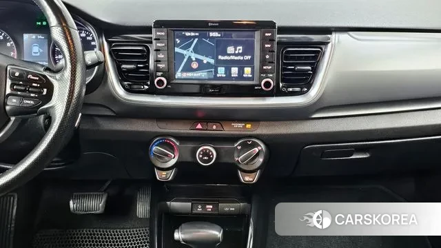 Kia Stonic 2018 Черный из Кореи, фото 5