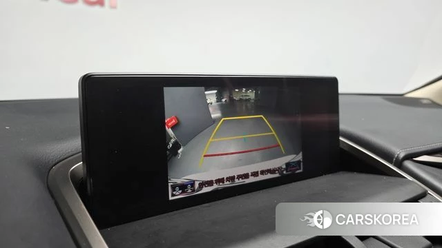 Lexus NX300h 2019 Белый из Кореи, фото 5