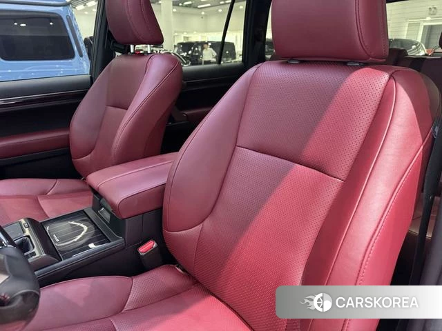 Lexus GX 2026 Черный из Китая, фото 5