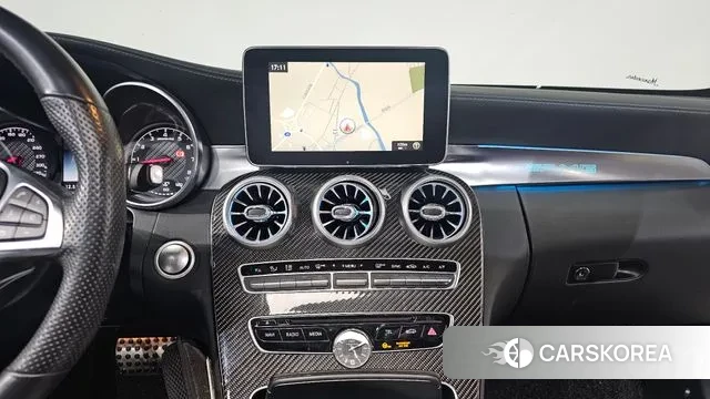 Mercedes-Benz C-Class W205 2018 Белый из Кореи, фото 5