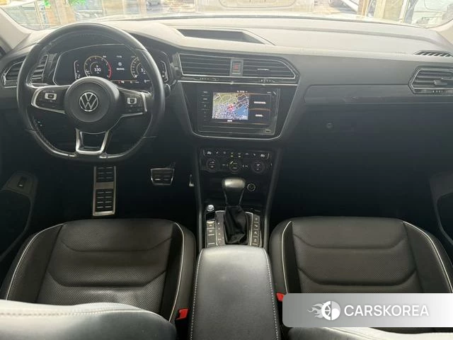 Volkswagen Tiguan L 2021 Белый из Китая, фото 5