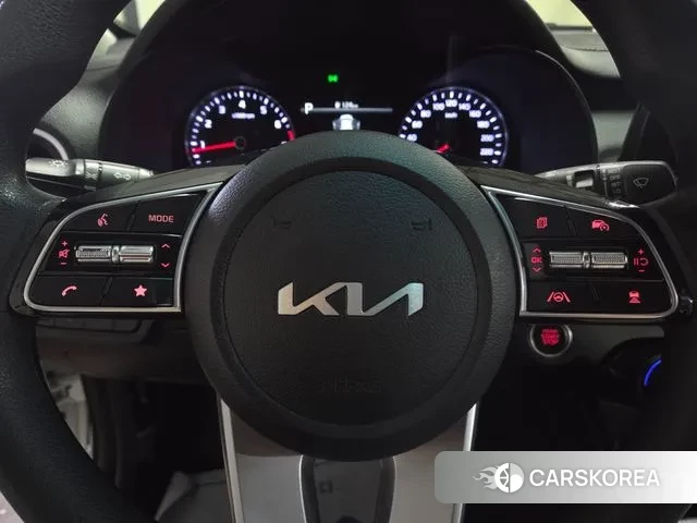 Kia The New K3 2nd generation 2023 Черный из Кореи, фото 5