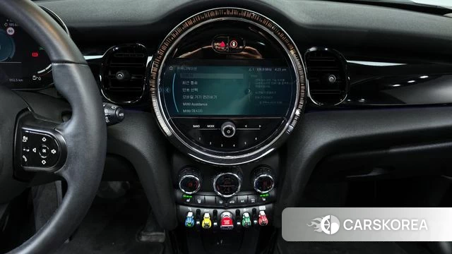 Mini Cooper 2022 Зеленый из Кореи, фото 5