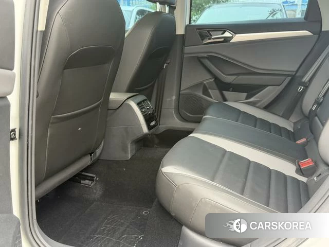 Volkswagen Sagitar 2022 Белый из Китая, фото 5