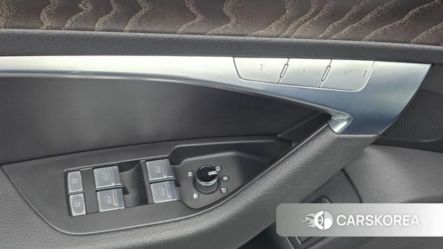 Audi A6 (C8) 2021 Белый из Кореи, фото 5