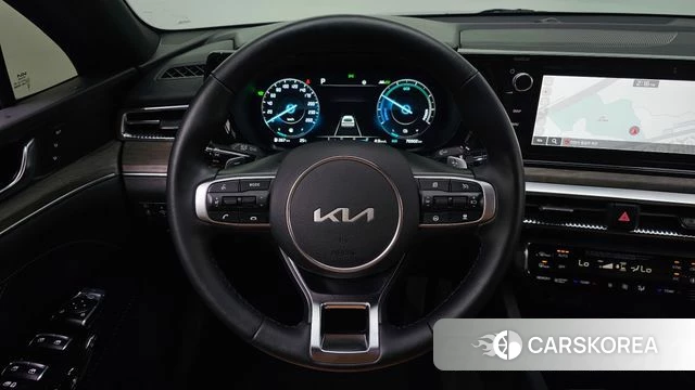 Kia K5 Hybrid 3rd Generation 2023 Черный из Кореи, фото 5