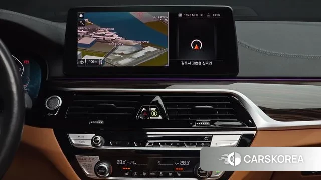 BMW 5 Series (G30) 2022 Белый из Кореи, фото 5