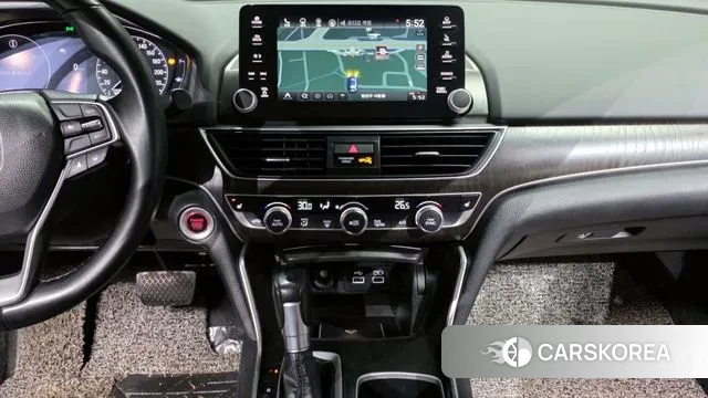 Honda Accord 10th Generation 2021 Серебристо-серый из Кореи, фото 5