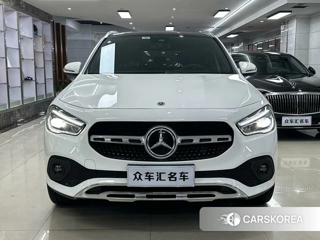 Mercedes-Benz GLA 2023 Белый из Китая, фото 5