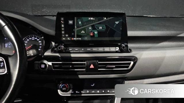 Kia Seltos 2022 Белый из Кореи, фото 5