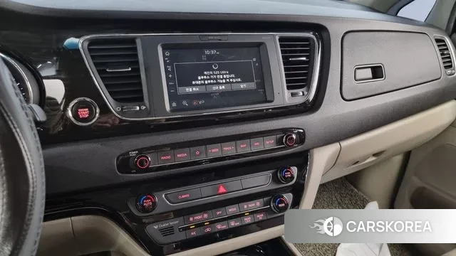 Kia The New Carnival 2018 Серый из Кореи, фото 5