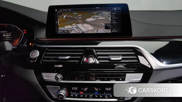 BMW 5 Series (G30) 2020 Черный из Кореи, фото 5