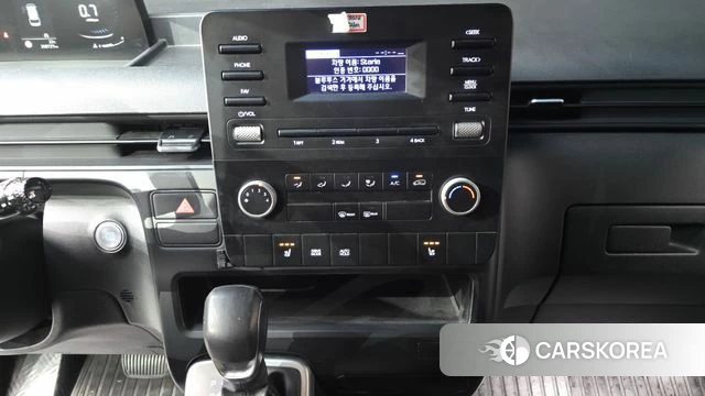 Hyundai Staria 2021 Серебряный из Кореи, фото 5