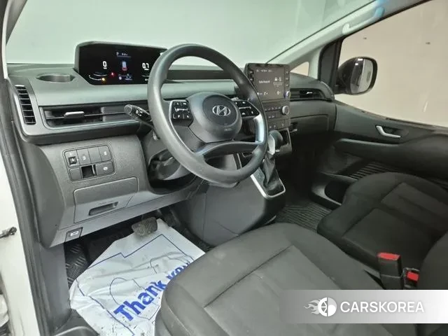 Hyundai Staria 2022 Белый из Кореи, фото 5